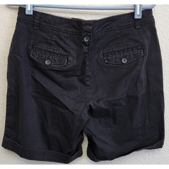 Dockers Black Mid Rise Curvy Flat Front Shorts 8P Lightweight Stretch Soft - Picture 2 of 3